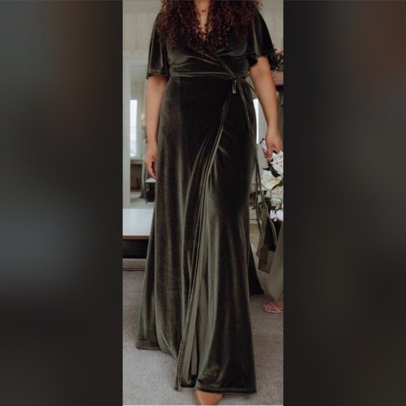 Baltic Born Meghan Olive Velvet Wrap Maxi Dress NWT - Picture 4 of 4